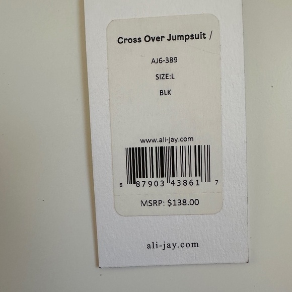 NWT Ali & Jay Sz L Black Sleeveless Flowy Lightweight One Piece Pant Jumpsuit - Picture 16 of 16